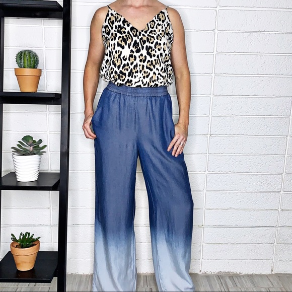 NIC+ZOE Pants - Nic + Zoe Wide Leg Ombre Daybreak Chambray Pants